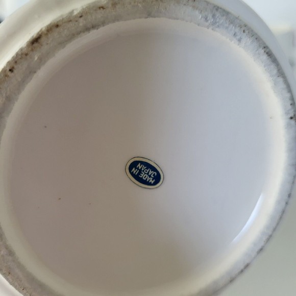 Vintage Pitcher and 2 Juice Cups Fruit Hand Painted Made in Japan Ceramic - Picture 9 of 10